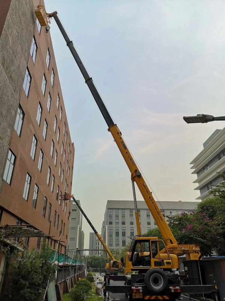 顺河回族汽车吊出租哪家好，选择最靠谱的服务商指南